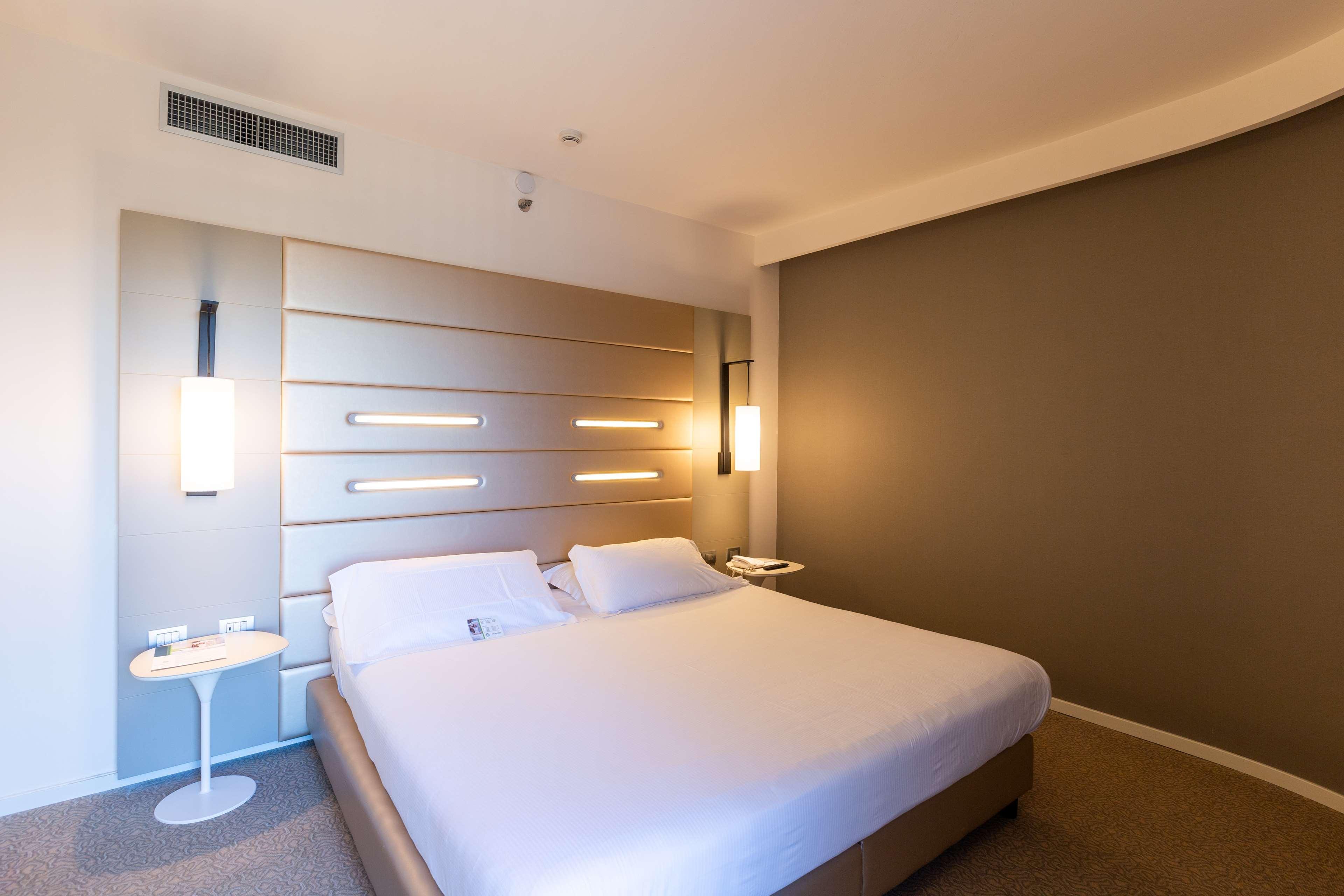 Best Western Plus Tower Hotel Bologna Esterno foto
