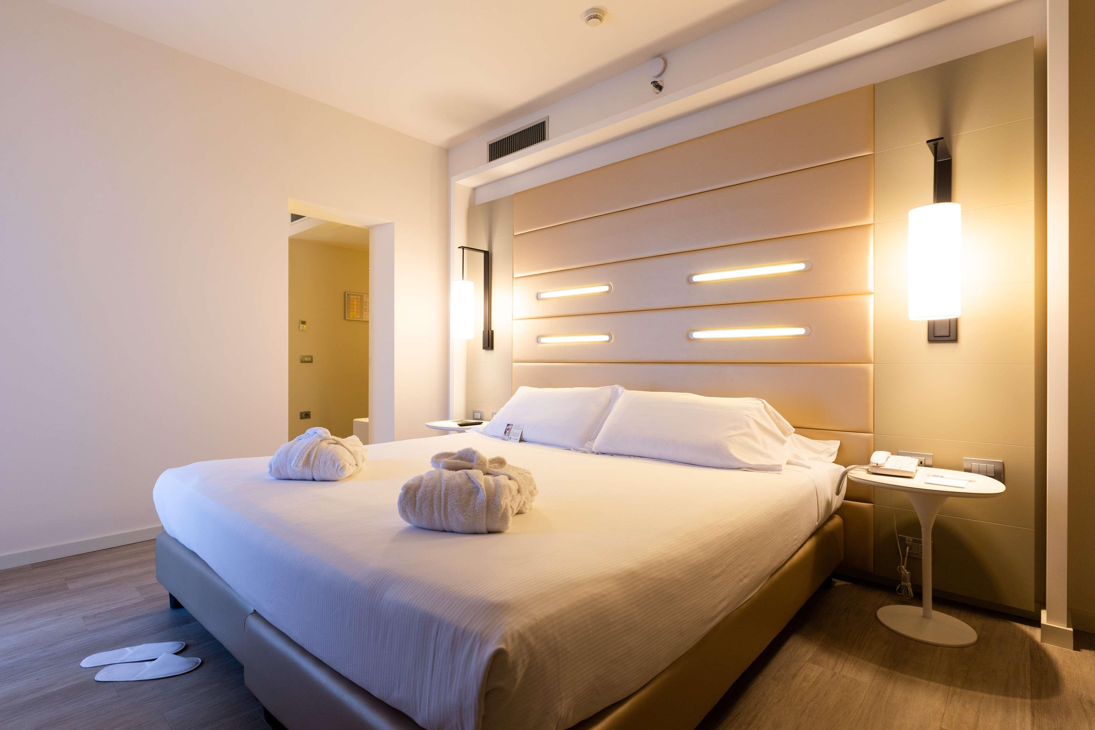Best Western Plus Tower Hotel Bologna Esterno foto