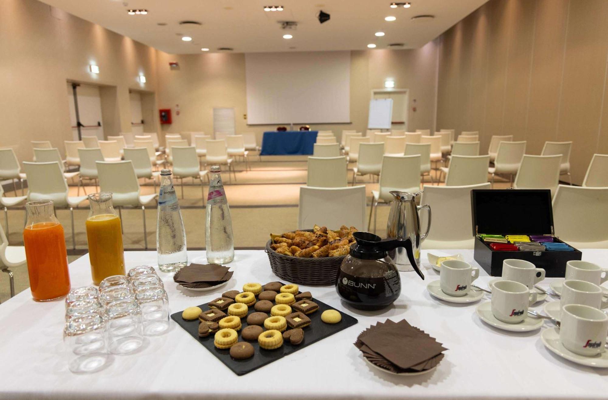 Best Western Plus Tower Hotel Bologna Esterno foto