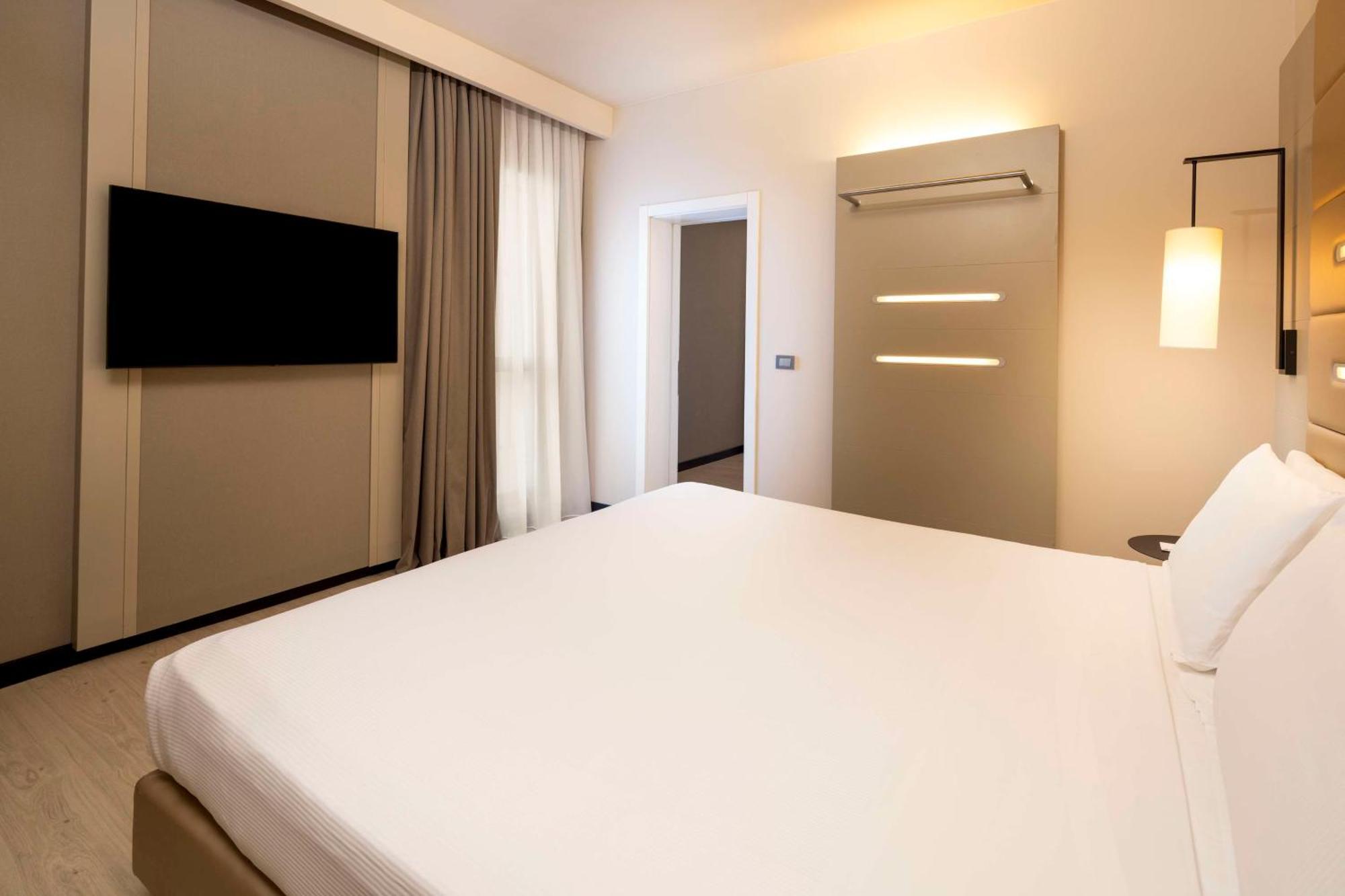 Best Western Plus Tower Hotel Bologna Esterno foto