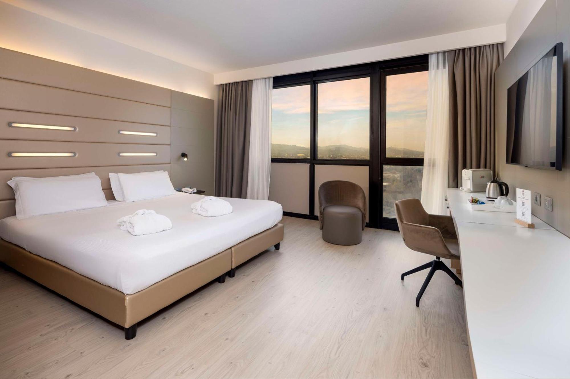 Best Western Plus Tower Hotel Bologna Esterno foto