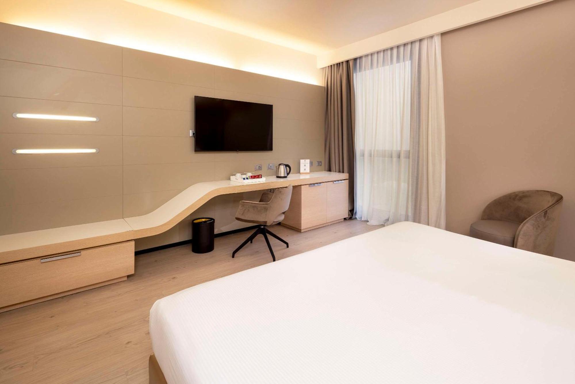 Best Western Plus Tower Hotel Bologna Esterno foto